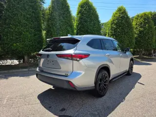2022 Highlander XLE SUV