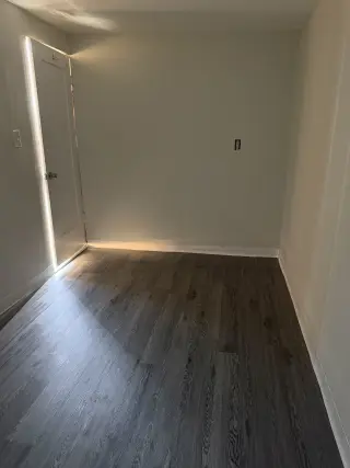 Rento cuarto con baño y entrada privada