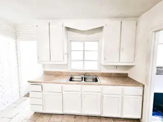 Welcome to your new home in the heart of Las Vegas!