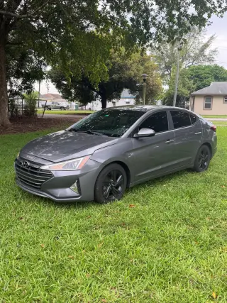 🔥2019 Hyundai Elantra CASH $6.000/ 95k millas./ MANEJA HOY!!