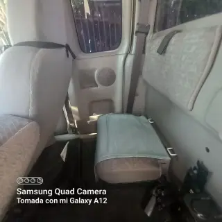 Camioneta Blanca Confiable en Venta