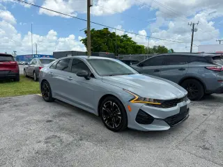 2022 Kia K5 GT-Line