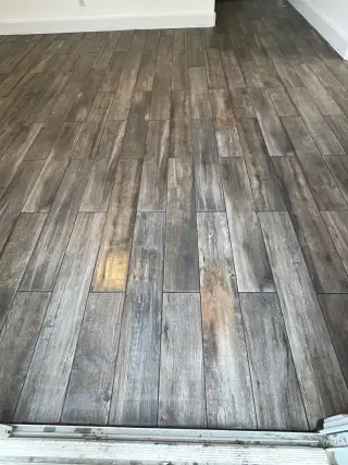 Hacemos instalaciones de cerámica y tile