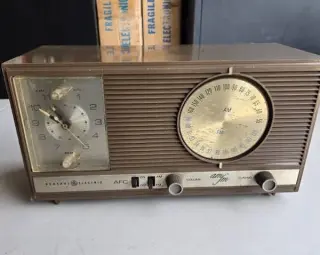 Reparamos Refacionamos Actualizamos Radiolas Radios a tubos