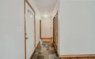 Spacious Rental With Great Layout