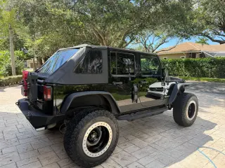 2012 Jeep Wrangler Unlimited Rubicon 4x4