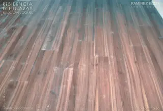 Pisos Laminados, Vinílicos, Alfombra, desde un Metro, de Cuatro Acabados, 4akva2