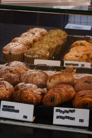 White Noise Coffee (Manhattan Coffee Shop)