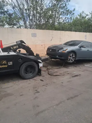 WE BUY JUNK CAR