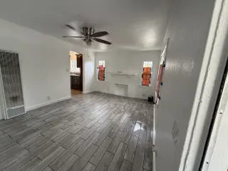Casa 3 recamas 2 baños.