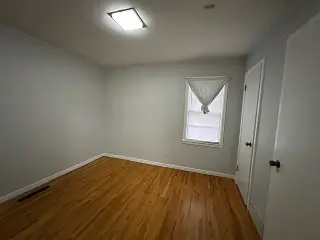 Very nice 3 bedroom home with 2 bath