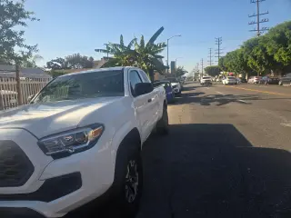 Se vende toyota tacomas