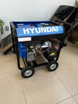 Generador Hyundai de 9.5 kW - Fuente de Energía Confiable