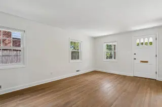 Lovely House Ready Now