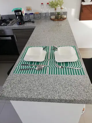 Granito Blanco Serena para tableros de cocina, baños, pisos, paredes, counters