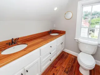 Available for rent !!!