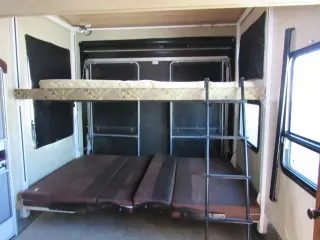 Tiny Home with 1Bedrm/1Bathrm & Bunk Beds for Rent