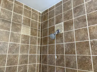 Hermoso Estudio Renovado con Entrada Privada y Vista a la Ciudad