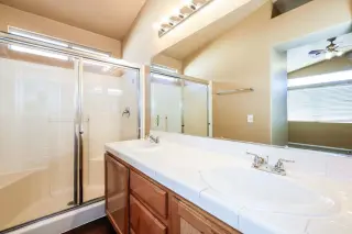 Casa unifamiliar en alquiler de 3 dormitorios y 2 baños