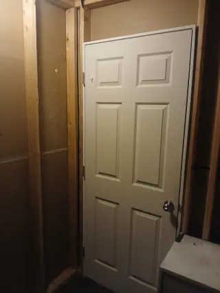 Se renta cuarto en sala