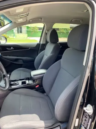 2019 Kia Sorento 💺 3 FILAS DE ASIENTOS 🧾 TÍTULO LIMPIO 💲7.499 CASH