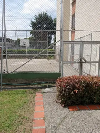 Se vende apartamento en segundo piso