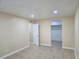 Apartment for Rent 2 bedrooms and 1 bathroom in Anaheim
