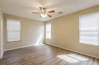 MOVE IN READY!