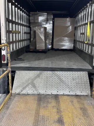 Busco choferes licencia clase C para camión Box Truck.