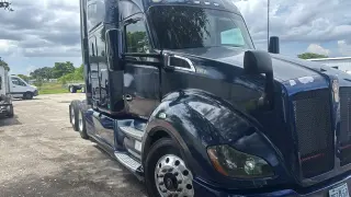 Venta de camion Kenworth T680 motor paccar 2020