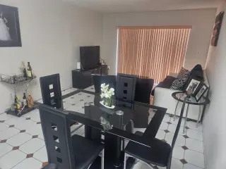Roommate en Condominio