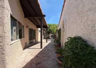 2212 Plaza Del Prado, Las Vegas, NV 89102