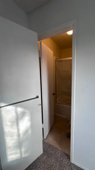 Recamara con bano  privado para mujer preferente