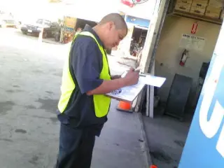 Se Busca Mecanico Automotriz