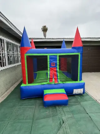 Portable potty , porta potties, restrooms, baños
