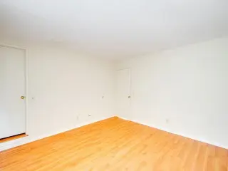 Apartamento 1‑hab 1‑baño, parqueadero y amenidades en MONROVIA CA