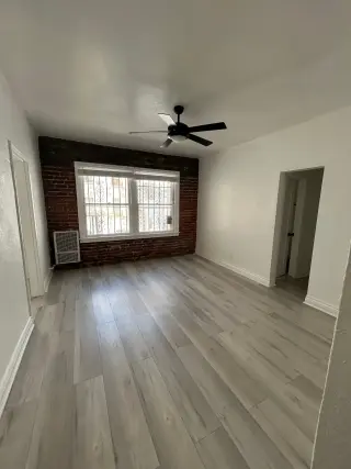 Modern Renovated Studio w/ SS Appliances – Prime Hollywood, Walk Score 94