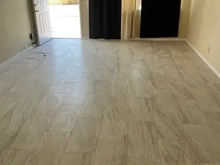 Un complejo de apartamentos magníficamente renovado en Tustin, CA