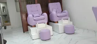 Arriendo local comercial Salon de Belleza Amoblado