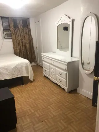 RENTO UN CUARTO