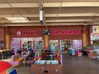 SE SOLICITA ATENDIENTE PARA PALETERÍA Y NEVERÍA MICHOACANA