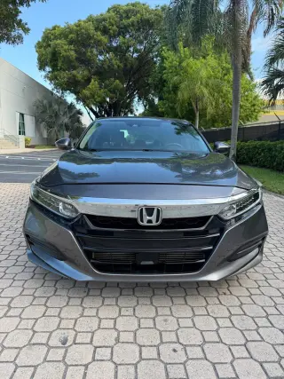 🔥 GRAN OPORTUNIDAD. Te lo llevas con 💲1.000 de Inicial .Honda Accord LX 2018