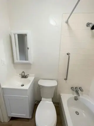 1 recamara en Cypress CA disponible ahora cocina y sala grandes