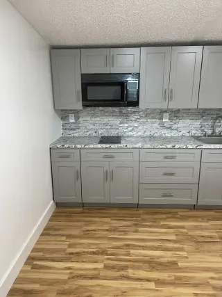 Renta apartamento pequeño para una persona o pareja con un solo auto