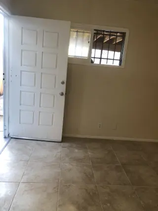 Hawthorne, 1 bedroom, parking