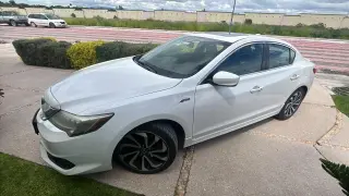 Hermoso carro, no pierdas la oportunidad