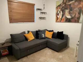 Cuarto amueblado para mujer sola
