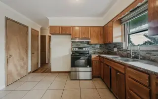 Spacious Rental With Great Layout