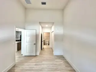 18412 Homestead Ave, Miami, FL 33157