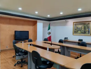 RENTO OFICINA CON AIRE ACONDICIONADOR